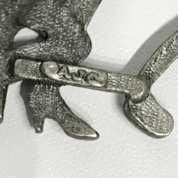 Vintage AJC Signed Mirror Sitting Lady Woman Figural Brooch Pin 3 Lot Set - Picture 2 of 16